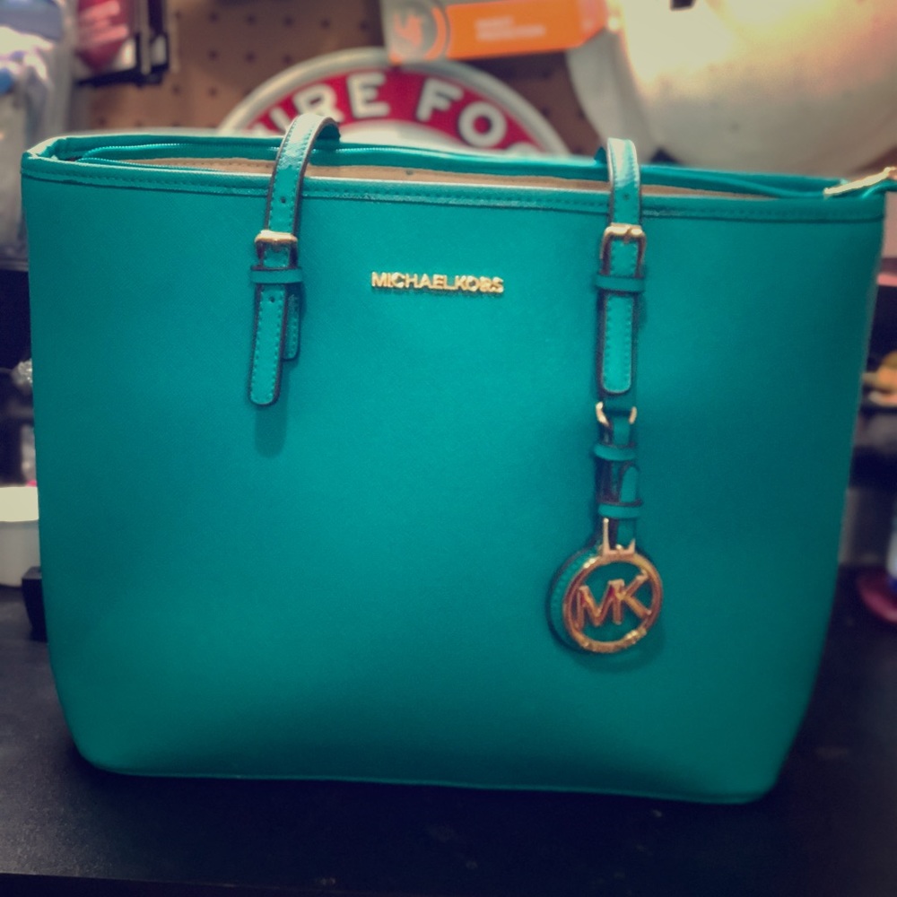 Michael Kors Jet Set Aquamarine Leather Tote